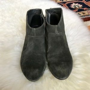 Aldo Olive Green Suede Zip Ankle Block Heel Bootie Ankle Boot Size 9